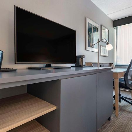 Comfort Inn & Suites Liverpool - Syracuse North Екстериор снимка