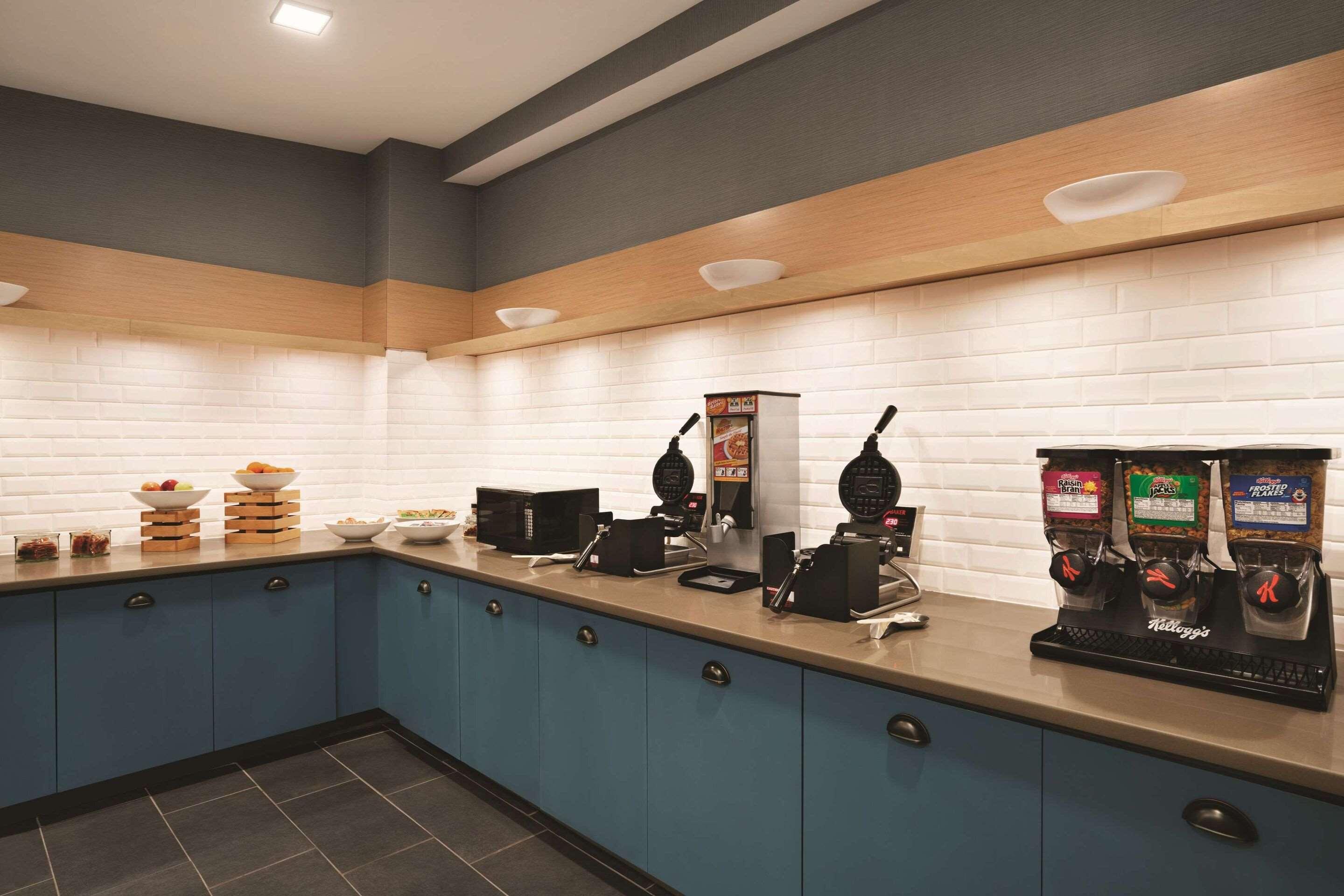 Comfort Inn & Suites Liverpool - Syracuse North Екстериор снимка