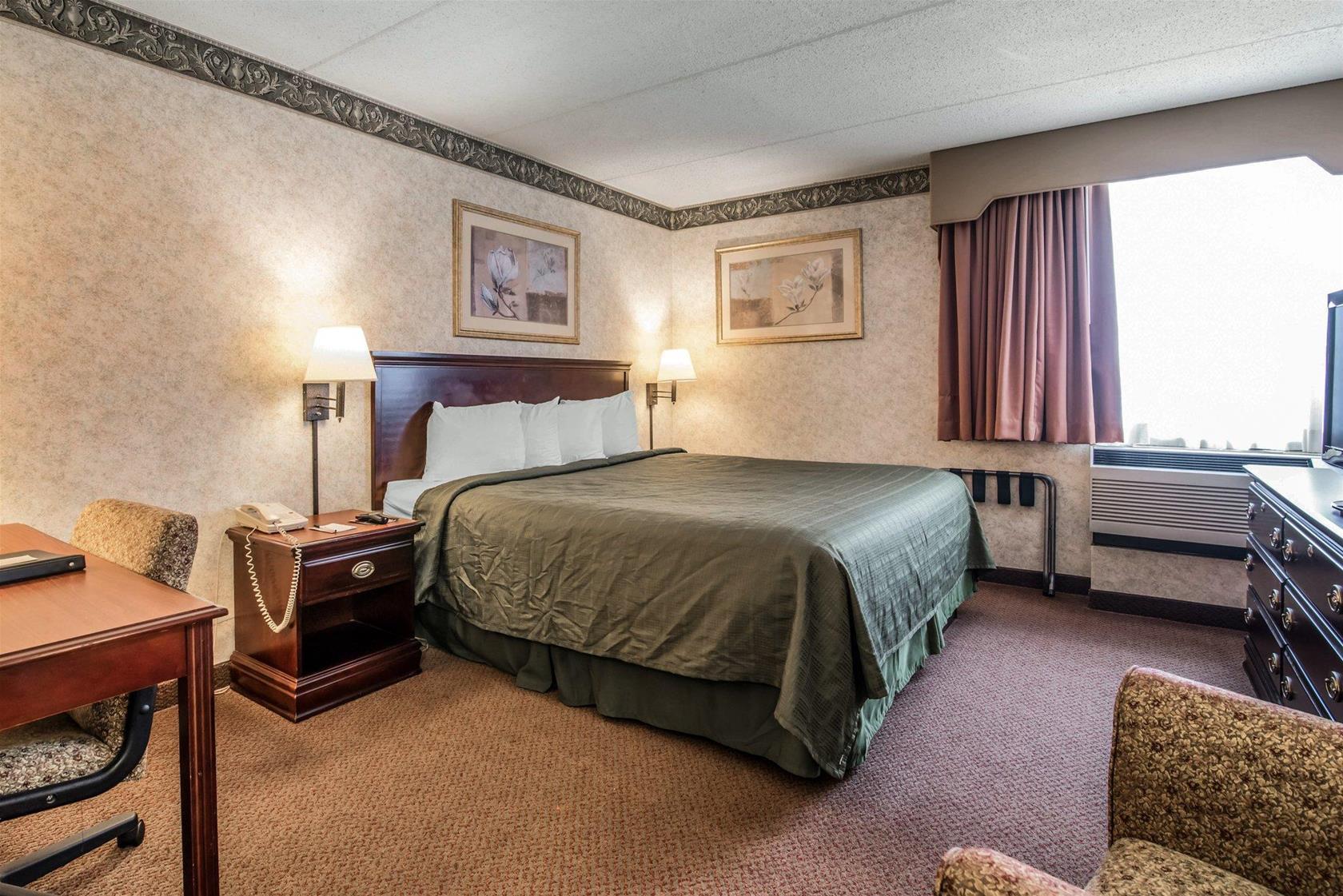 Comfort Inn & Suites Liverpool - Syracuse North Екстериор снимка