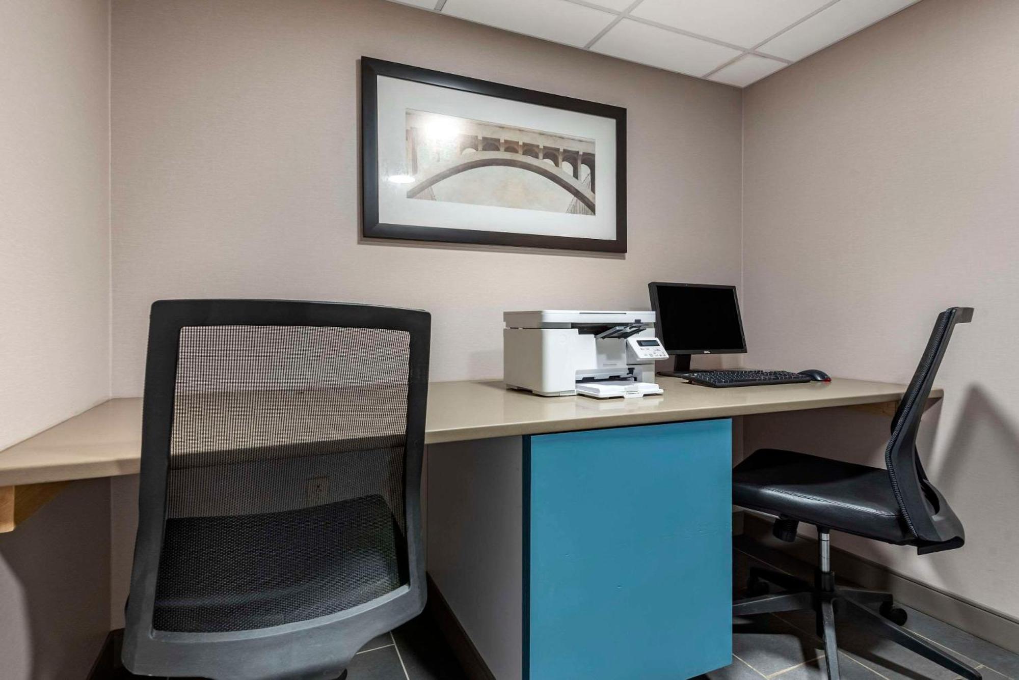 Comfort Inn & Suites Liverpool - Syracuse North Екстериор снимка